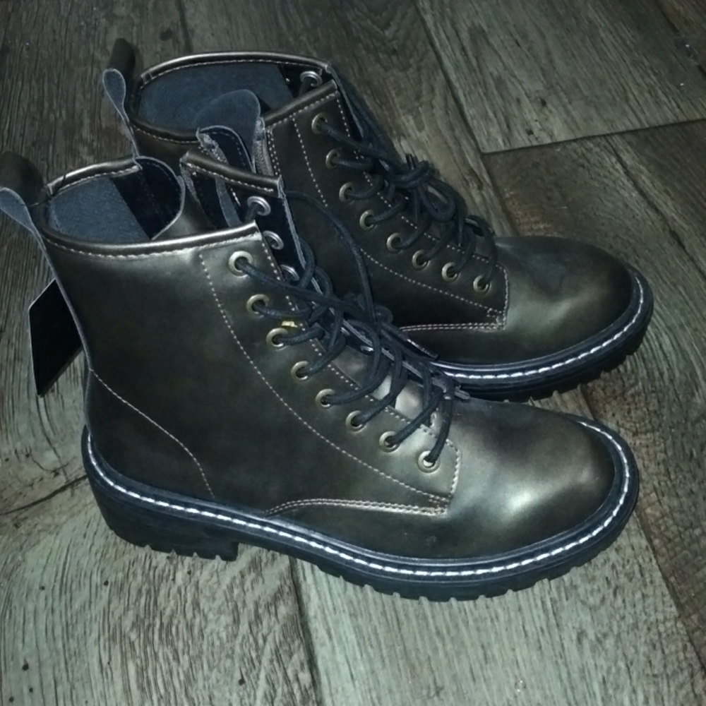 Booties - Picture 1 of 5